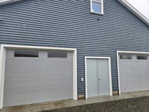 residential-garage-door-img-2